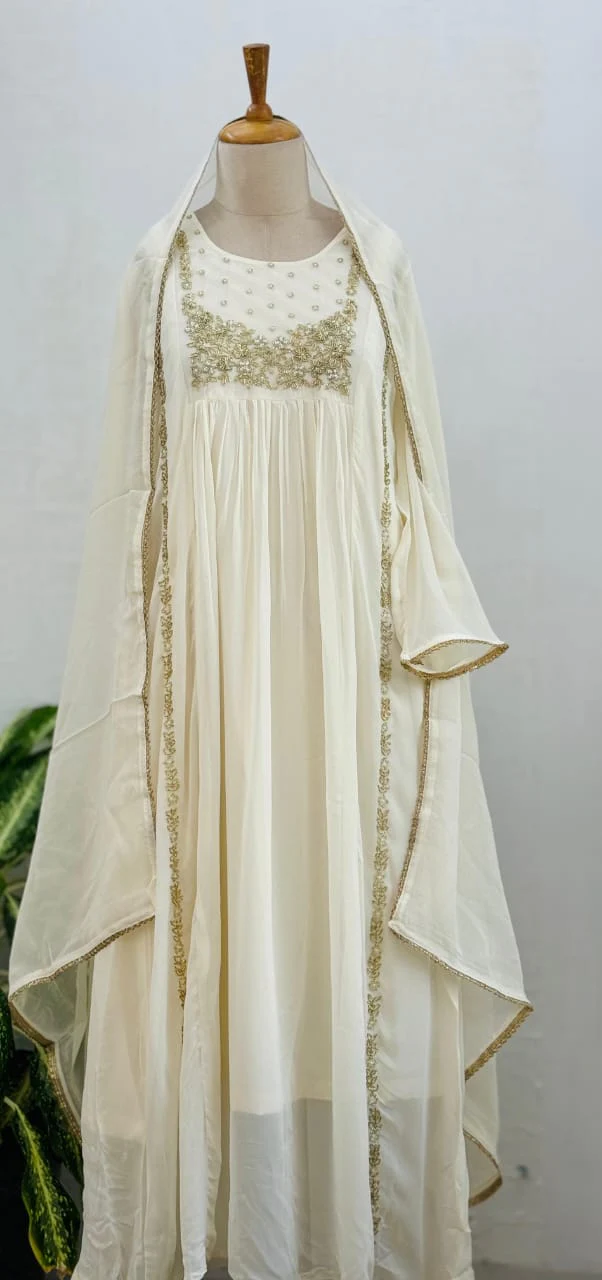 Mul Chanderi Handwork Anarkali Kurti Set โ Regal Elegance - White Color - Image 2