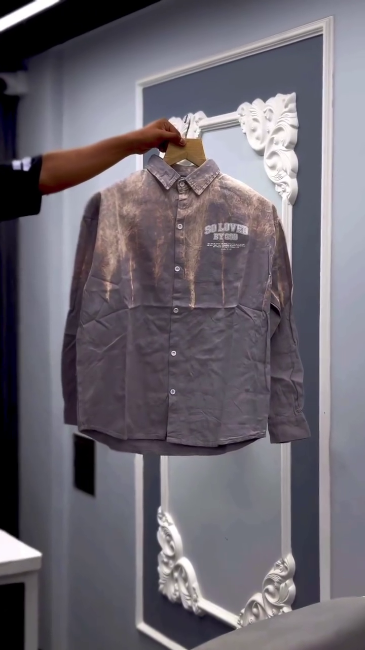 Men's Washed Ombre Printed Casual Shirt - Image 4